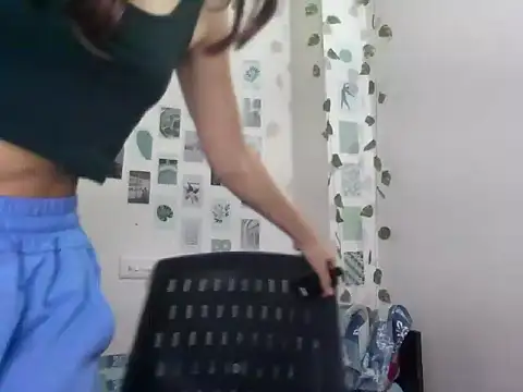 asoy_ (F teen) - boobs show