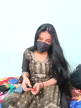 18_year_old_girl (F teen) - Lip show 💦