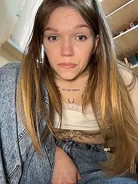 StreetSquirt's live cam