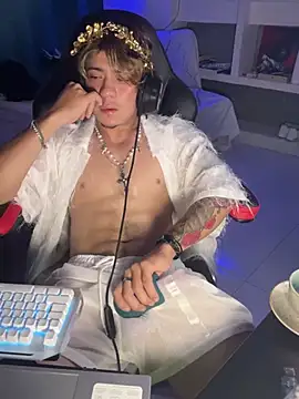 AngelLatinBoy webcam