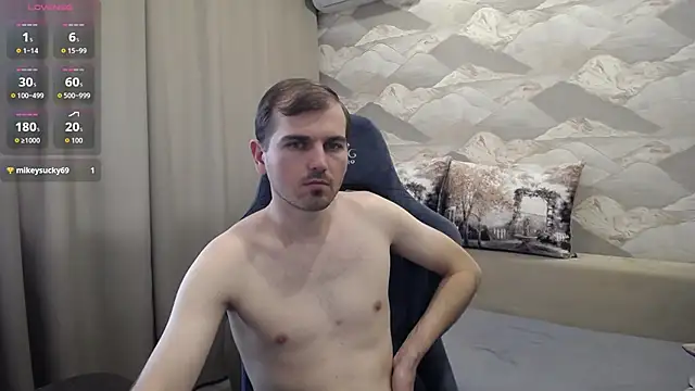 SerzhKorol1 live sex cam