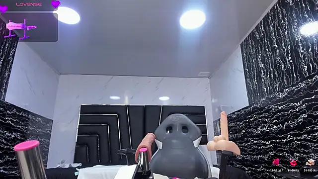 Ladyy_Scarlett webcam