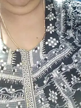 tamilthanushri webcam