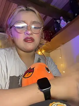 Sophia_Weest99 webcam