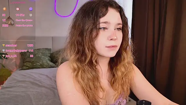 Lina_Glow webcam