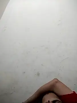 Webcam Model (Hot_liya54)  is live.Free join now!