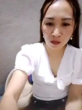 thobaby112 - Thobaby112's free webcam - UK Sex Cams