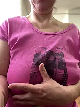 sweetmystery1 - Sweetmystery1's free webcam - UK Sex Cams