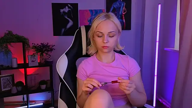 ElenaMonroe webcam