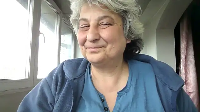 ExquisiteMature webcam