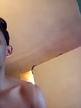 Chiquitoperopeligroso4 webcam