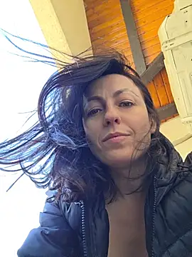 risky_woman - Risky_woman's free webcam - UK Sex Cams