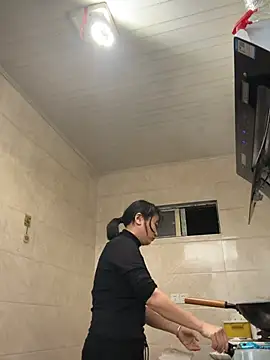 daaqnn - Daaqnn's free webcam - UK Sex Cams