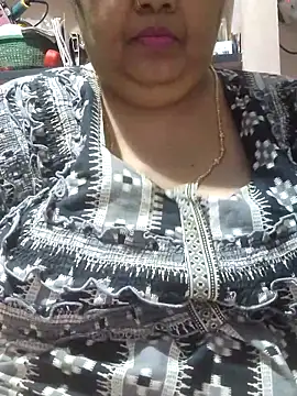 tamilthanushri - Tamilthanushri's free webcam - UK Sex Cams