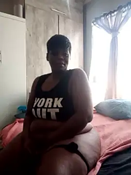 SQUITBOOTY live sex cam