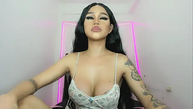 DazzlingDivaLiza webcam