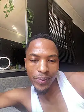 BlueIceCube Live Webcam on Stripchat