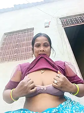 Webcam Model (Shreya_pandit)  is live.Free join now!