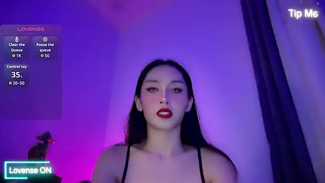 UrdreamTSgirl Live Webcam on Stripchat