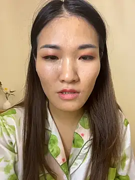 美女fiveyanzi在线直播