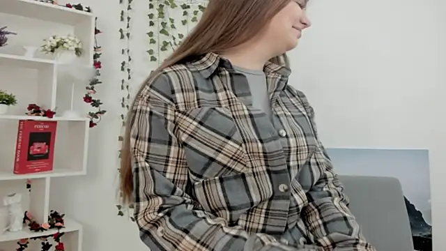 norinemaw - NorineMaw's free webcam - UK Sex Cams