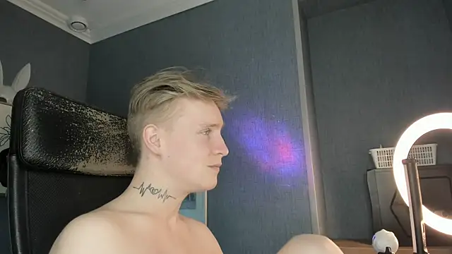 alexxsweet (M young) - cum show