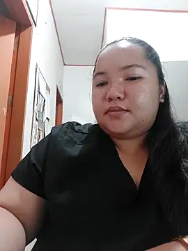 lianacruzado - LianaCruzado's free webcam - UK Sex Cams