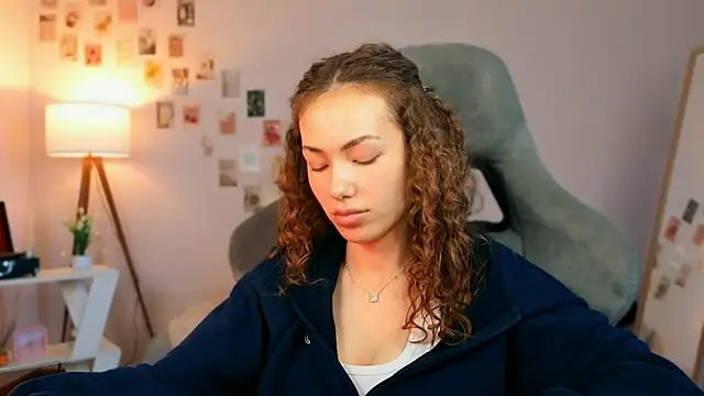 nexorine - Nexorine's free webcam - UK Sex Cams