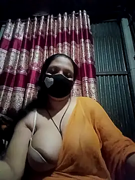 ripa- (F mature) - Boobs show