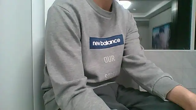 nole_china7 (Ask my age) - talk / fun / cum