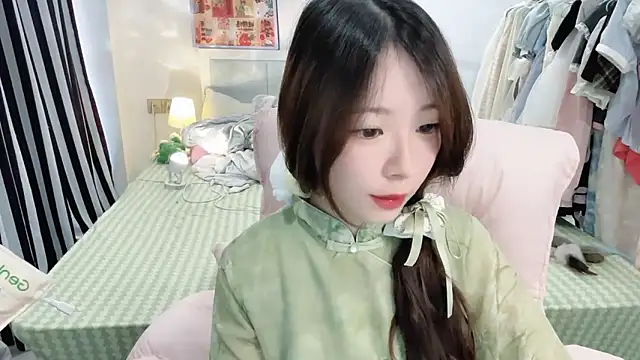 美女Gardenia-222在线直播