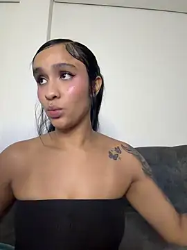 Isabella-Teen webcam