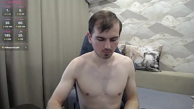 SerzhKorol1 live sex cam
