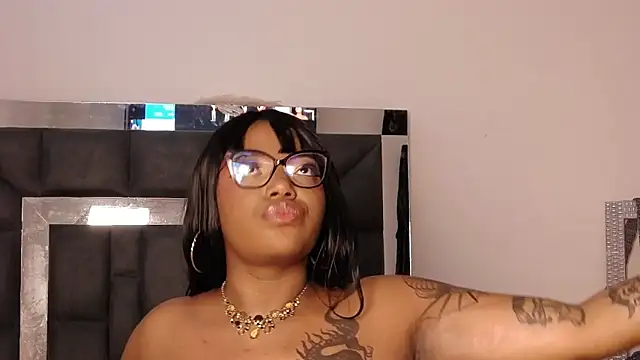 Webcam Model (SheilaCoopers_)  is live.Free join now!