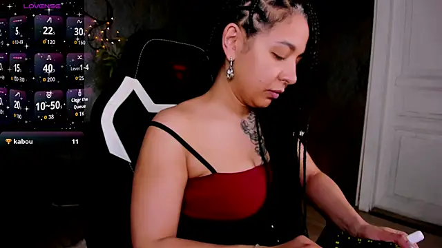 Aisha_Goldstein webcam