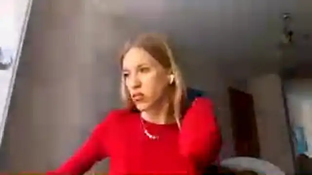 CuriousMildness webcam