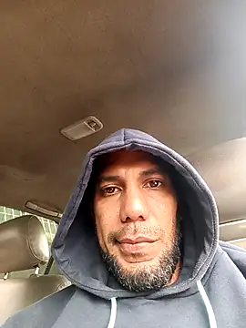 UnreadyChutzpa webcam