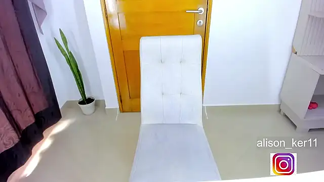 alison-ker3 webcam