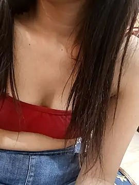 CuteSarikaLIVE webcam