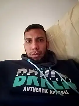 UnreadyChutzpa webcam