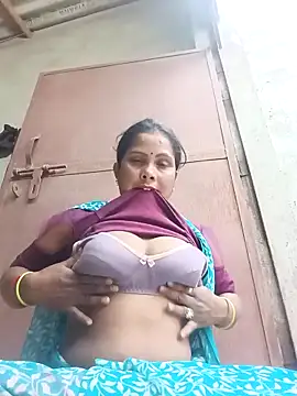 Webcam Model (Shreya_pandit)  is live.Free join now!