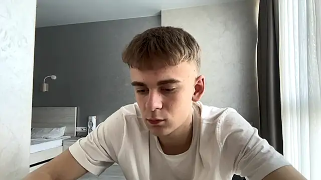 solofury (M twink) - Buy car