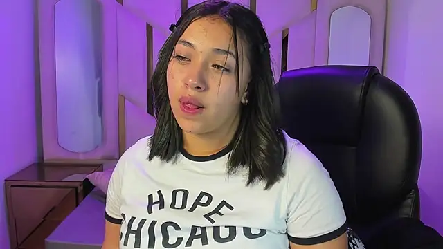 IsabellRodriguez18 webcam