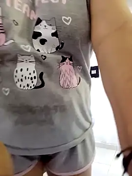 victoria_wayne - Victoria_wayne's free webcam - UK Sex Cams