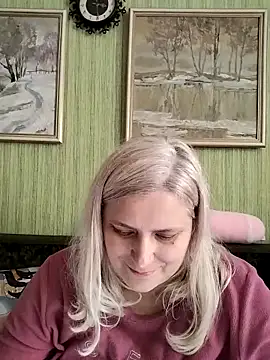 nyushalollipop - NyushaLollipop's free webcam - UK Sex Cams