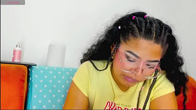 moana_taylor - Moana_taylor's free webcam - UK Sex Cams