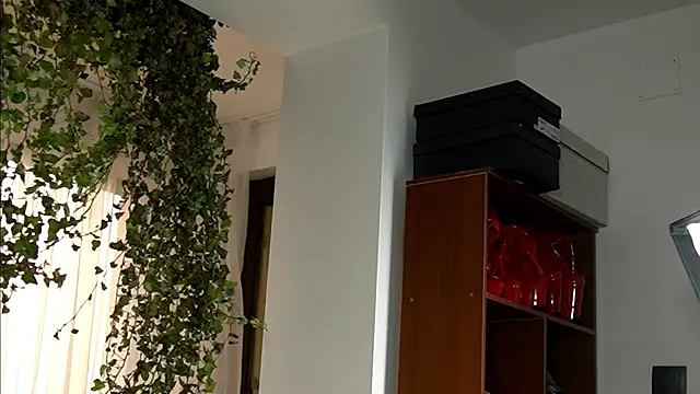 TheMaddisonShow_ webcam