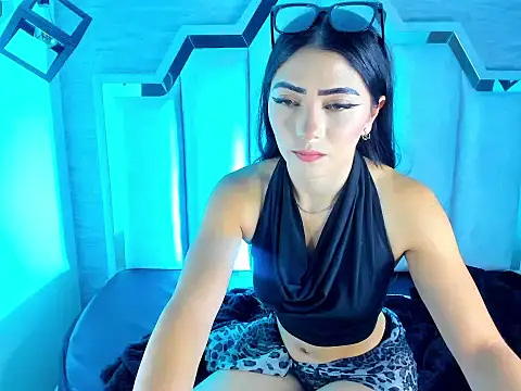 vyoleett - Vyoleett's free webcam - UK Sex Cams