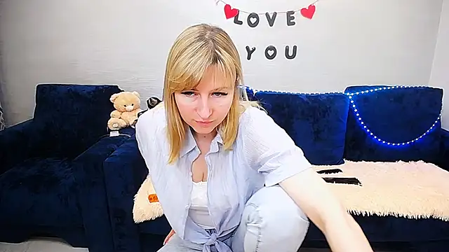 Incredible_Ariela webcam