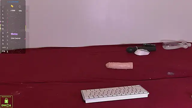 maya_snow - Maya_snow's free webcam - UK Sex Cams